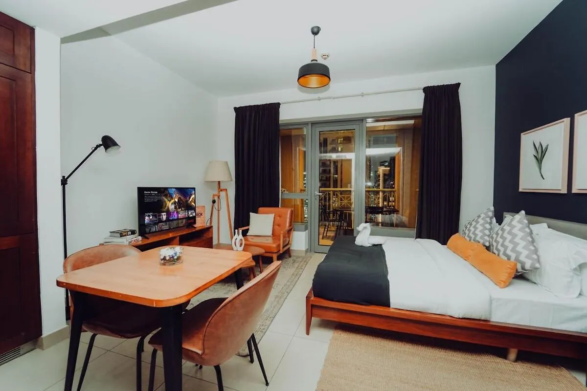 Elegant Studio Downtown 5 Minute Walk To Burj Khalifa & Dubai Mall 0*,