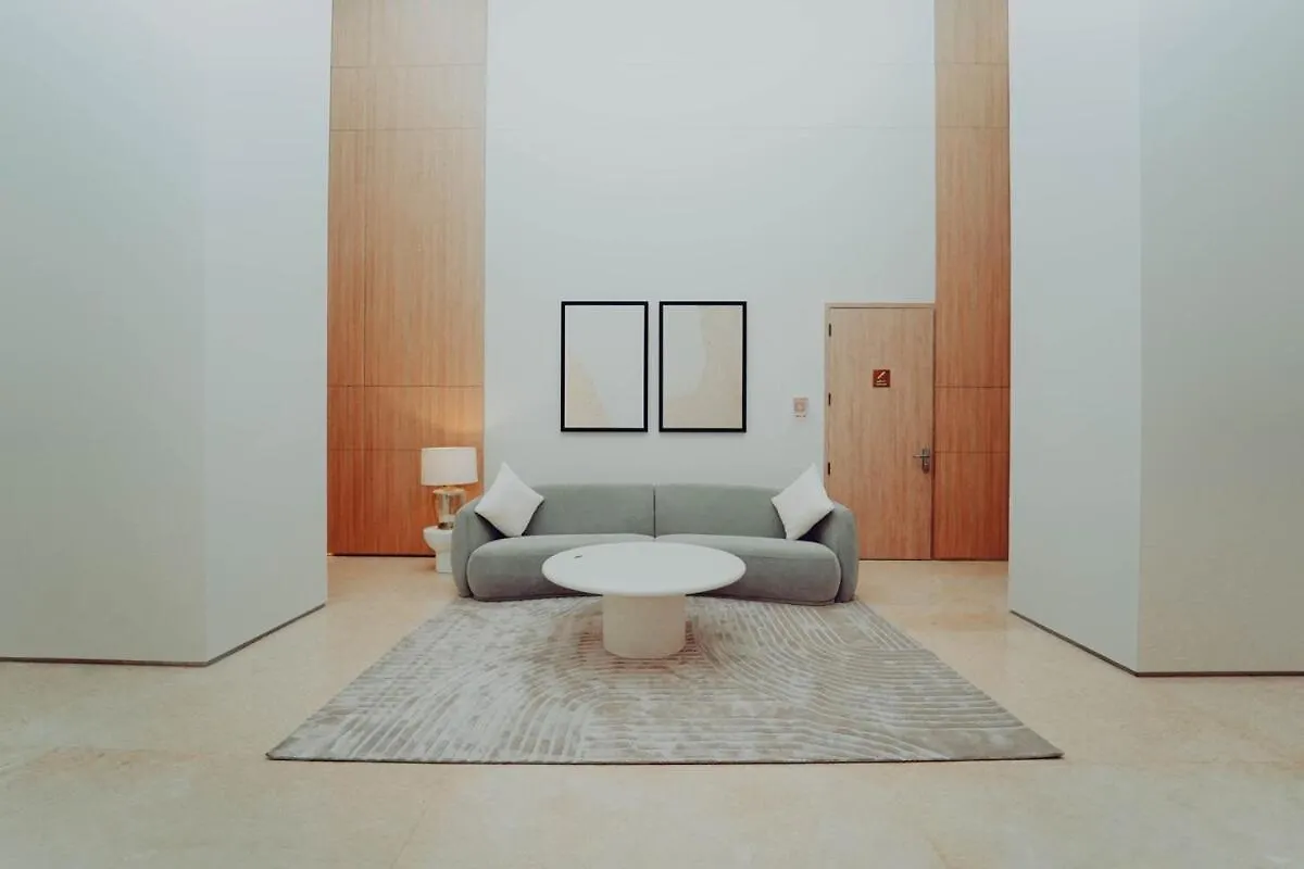 Elegant Studio Downtown 5 Minute Walk To Burj Khalifa & Dubai Mall