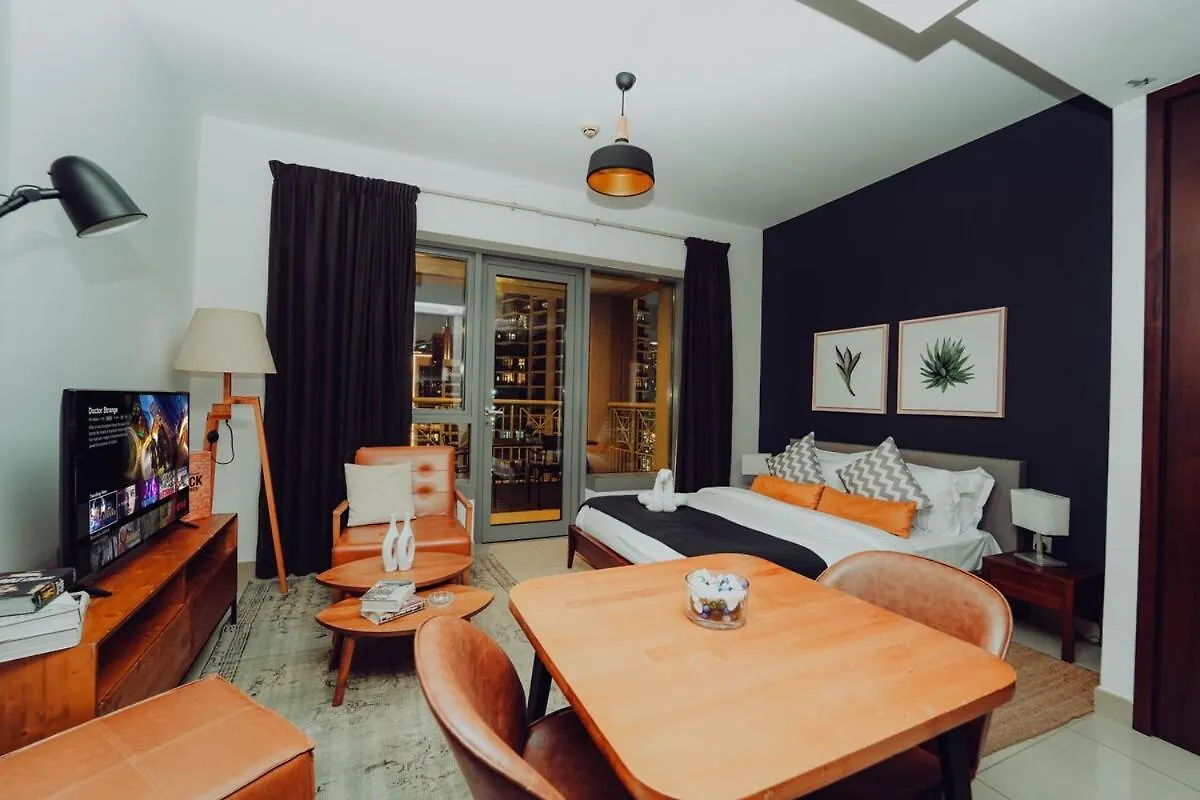 Elegant Studio Downtown 5 Minute Walk To Burj Khalifa & Dubai Mall 0*,