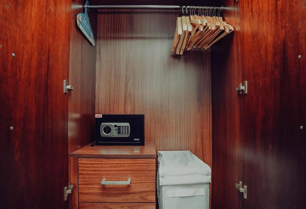 Elegant Studio Downtown 5 Minute Walk To Burj Khalifa & Dubai Mall
