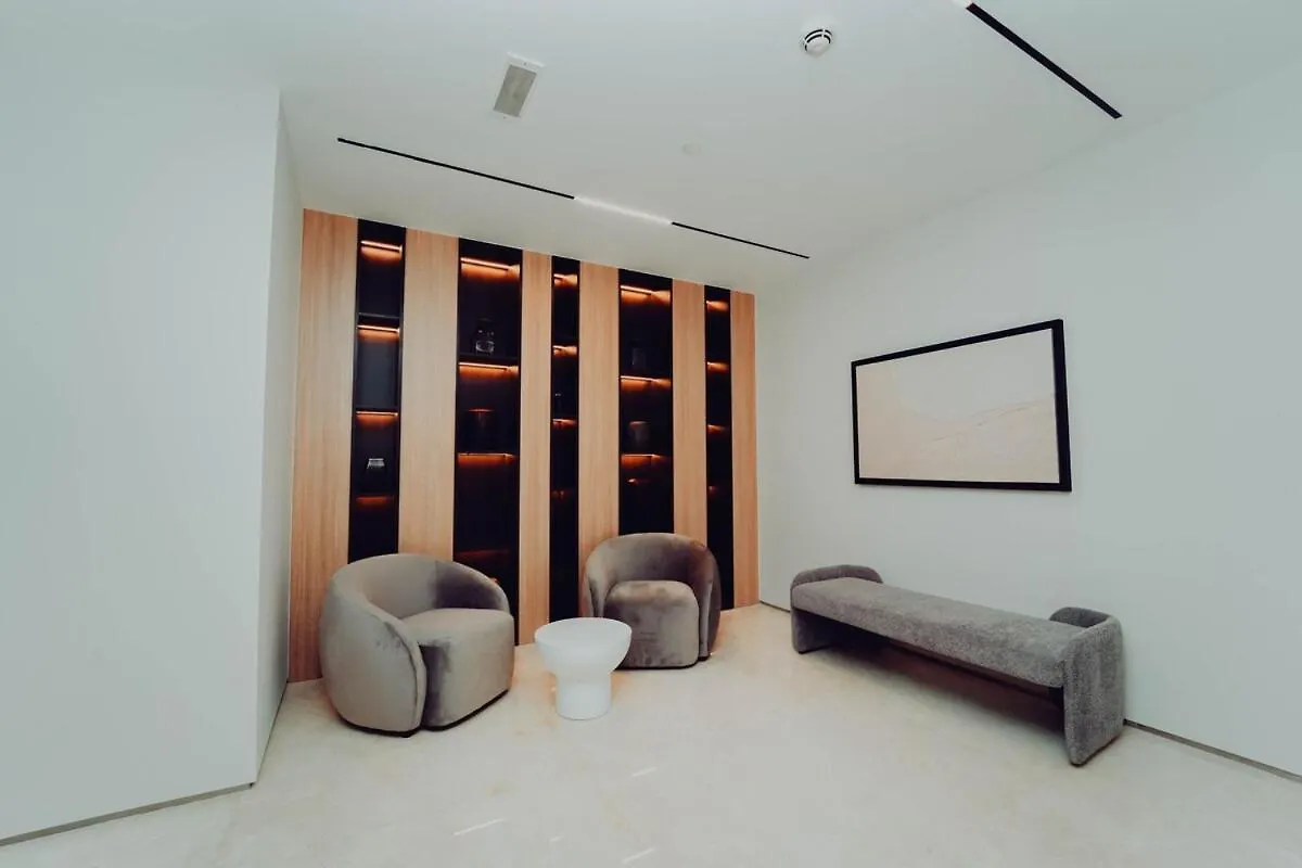 Elegant Studio Downtown 5 Minute Walk To Burj Khalifa & Dubai Mall