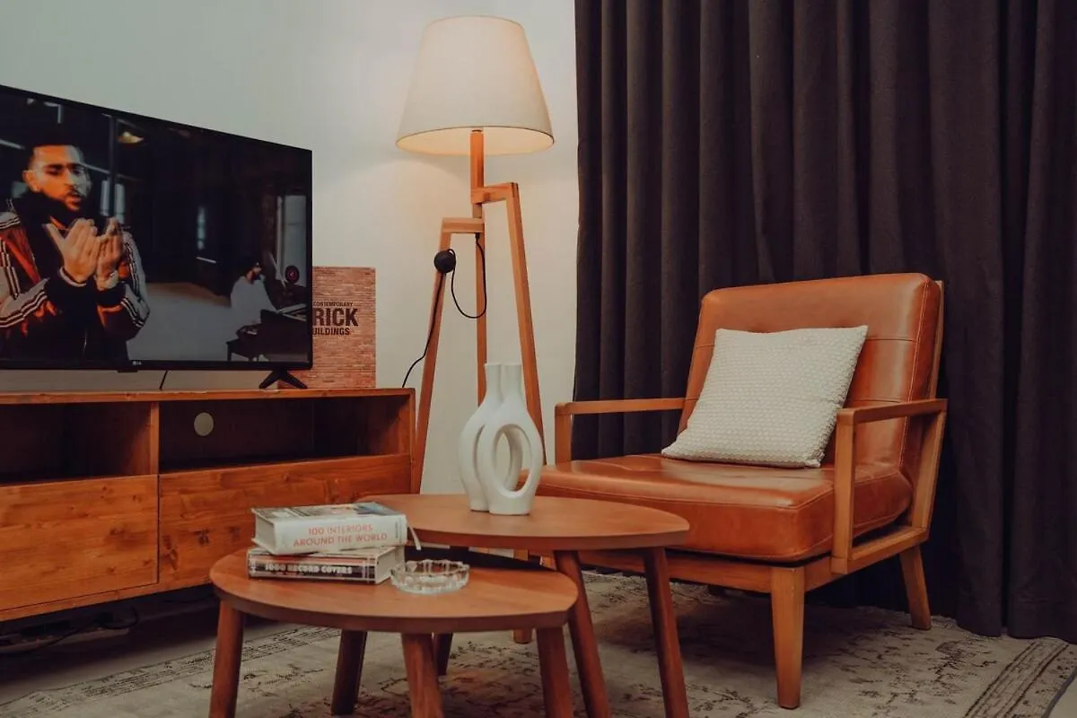 Apartment Elegant Studio Downtown 5 Minute Walk To Burj Khalifa & Dubai Mall